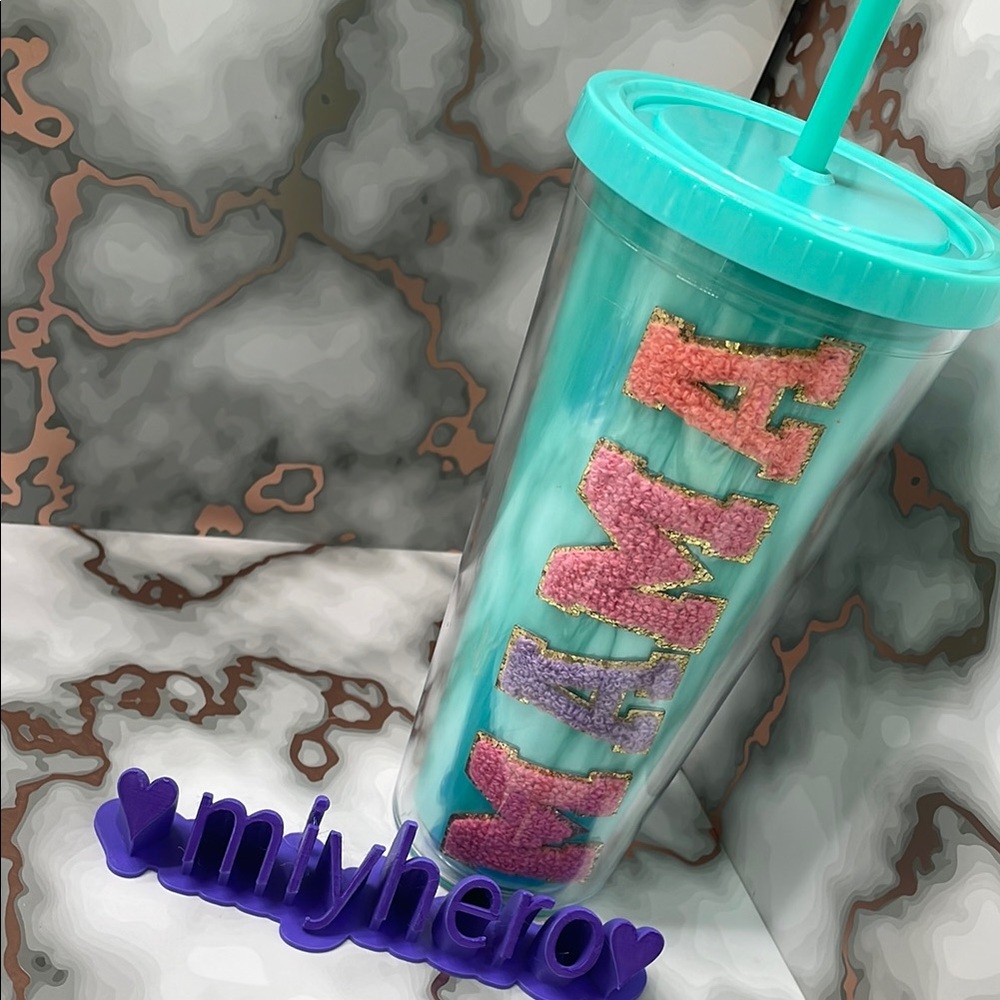 MVP MAMA 3pc set with tumbler, makeup bag and keychain - Picture 4 of 5